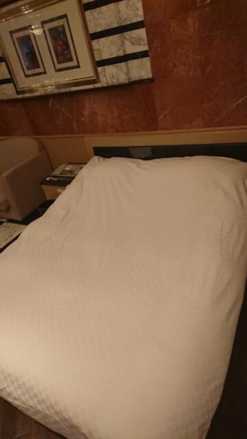 HOTEL TIFFARD（ティファード）(新宿区/ラブホテル)の写真『211号室、ベッド。広いです』by ビデ三郎