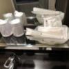 HOTEL アムール(台東区/ラブホテル)の写真『303号室 歯ブラシ、コットン、ヘアゴムなど』by みこすりはん