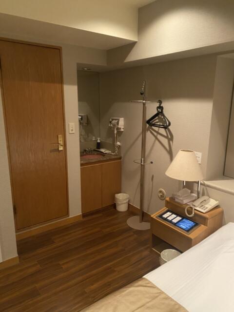 ホテルFirst(豊島区/ラブホテル)の写真『402号室(右手前から奥)』by こねほ
