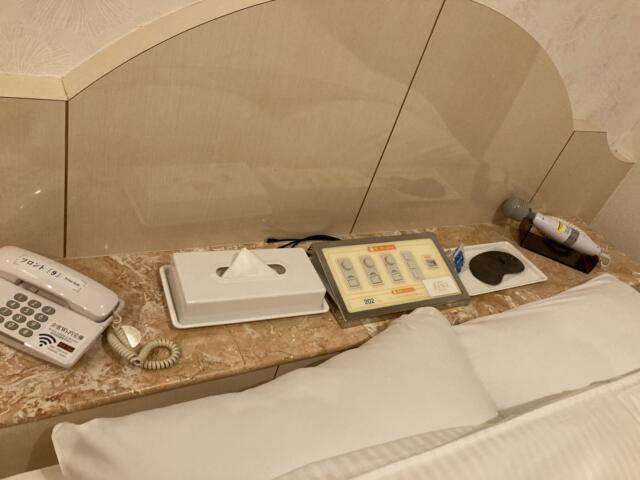 ファインオリーブ 琵琶湖(守山市/ラブホテル)の写真『202号室　ベッド上部』by まさおJリーグカレーよ