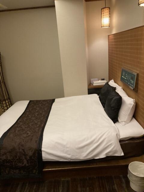 ホテル B-Girl(荒川区/ラブホテル)の写真『503号室ベッド②』by yamasada5