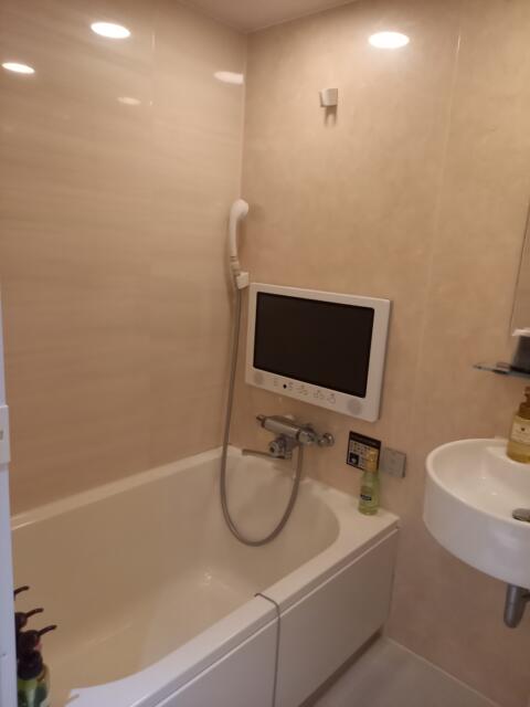 P-DOOR GOLD(台東区/ラブホテル)の写真『103号室浴室』by 工事中