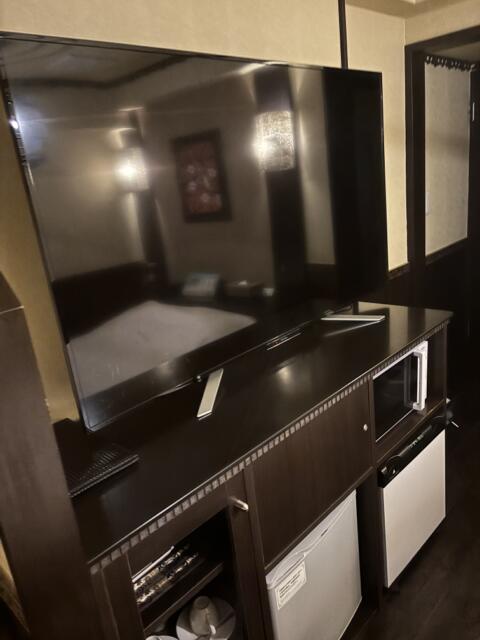 HOTEL COCO BALI（ココバリ）(渋谷区/ラブホテル)の写真『302号室　TV』by たんげ8008