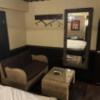 HOTEL COCO BALI（ココバリ）(渋谷区/ラブホテル)の写真『302号室　ソファー&amp;テーブル』by たんげ8008