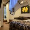 HOTEL Balibali ANNEX（バリバリアネックス）(品川区/ラブホテル)の写真『301号室 TV側から見た室内』by ACB48