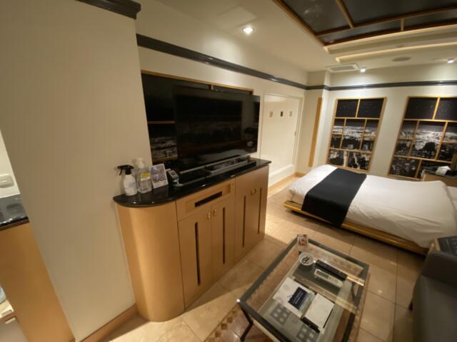 HOTEL STELLATE(ステラート)(新宿区/ラブホテル)の写真『305号室、テレビ』by トマトなす
