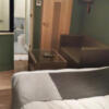 ホテル クレスト　錦糸町(墨田区/ラブホテル)の写真『406号室 ベッド周辺（２）』by 午前３時のティッシュタイム