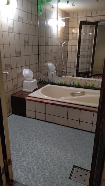 Q&P（キューアンドピー）(大阪市/ラブホテル)の写真『406号室、浴室全景』by Sparkle