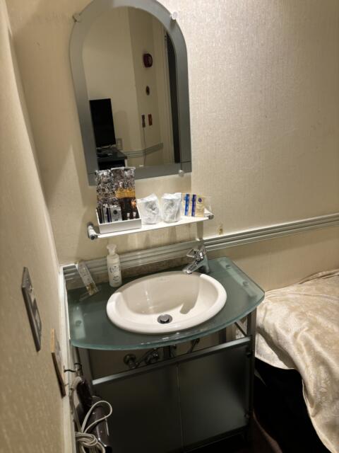 ホテル U(文京区/ラブホテル)の写真『301号室　洗面台』by たんげ8008