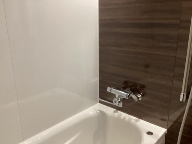 HOTEL Balibali ANNEX（バリバリアネックス）(品川区/ラブホテル)の写真『406号室 浴室』by ACB48