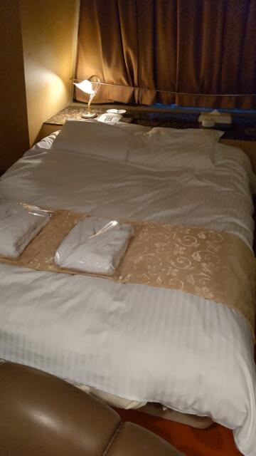 ユーズ難波(大阪市/ラブホテル)の写真『1301号室・ベッド』by 郷ひろし（運営スタッフ）