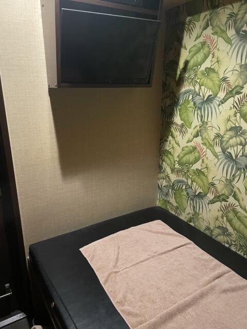レンタルルーム TAHITI（タヒチ）(大田区/ラブホテル)の写真『2号室テレビ』by 真田銀時（運営スタッフ）