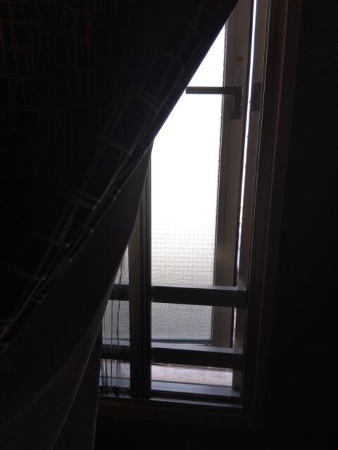 FABULOUS(ファビュラス)(立川市/ラブホテル)の写真『502号室（窓は少しだけ開く）』by ＪＷ