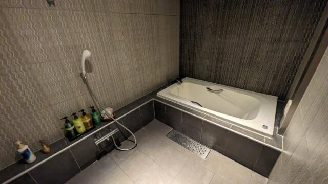 HOTEL O・M・Y （オーエムワイ）(さいたま市大宮区/ラブホテル)の写真『902号室、浴室』by 爽やかエロリーマン