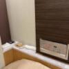ホテルLALA33(豊島区/ラブホテル)の写真『302号室　ベッド脇の照明リモコンなど』by ターボー⤴️