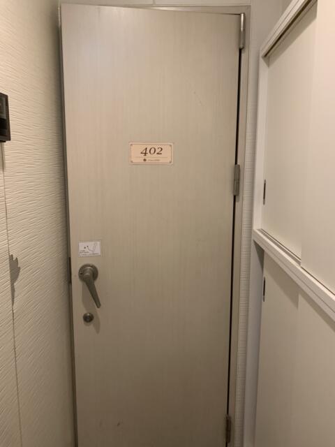 レンタルルーム ASTRO(港区/ラブホテル)の写真『402号室の入口（部屋側）』by ゆうじい