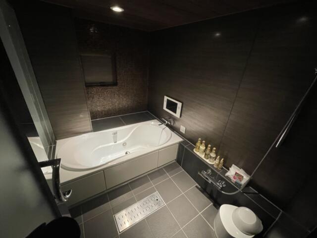 HOTEL Festa(渋谷区/ラブホテル)の写真『405号室　浴室』by ぴろりん