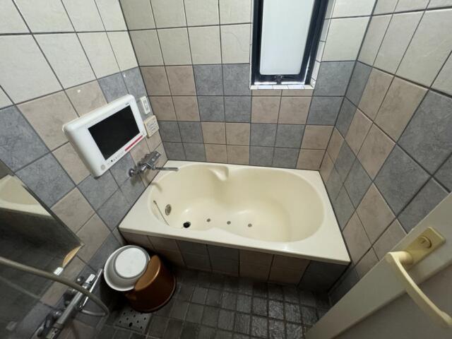 ホテル　シュガー(台東区/ラブホテル)の写真『111号室 浴室1』by ひこべえ