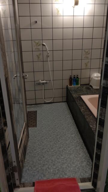Q&P（キューアンドピー）(大阪市/ラブホテル)の写真『211号室、浴室』by Sparkle