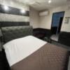 HOTEL 21（トニーワン）(船橋市/ラブホテル)の写真『207号室　ベッド2』by Infield fly