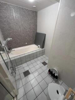HOTEL GRANDE(川口市/ラブホテル)の写真『201号室　浴室』by ターボー⤴️