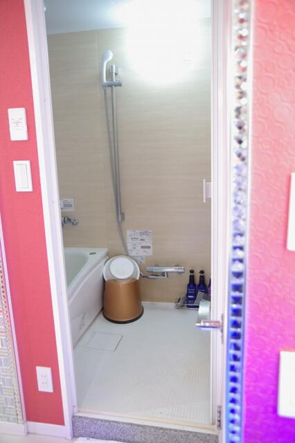 HOTEL AUGUSTA(荒川区/ラブホテル)の写真『751号室　浴室』by マーケンワン