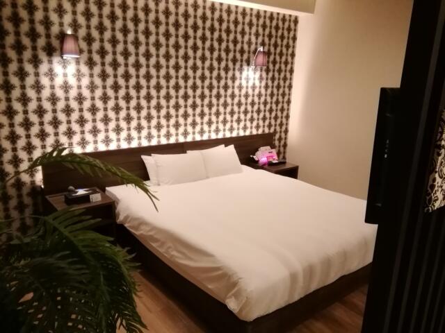 stories HOTEL555 秦野店(秦野市/ラブホテル)の写真『601号室、ベッドです。(24,5)』by キジ