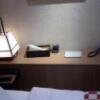 HOTEL 1.10.1(渋谷区/ラブホテル)の写真『32号室　ベッドサイドの備品類』by マーケンワン