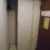 ホテルシティ(立川市/ラブホテル)の写真『208号室、入口そばのクローゼット』by もんが～
