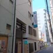 HOTEL WILL BASE 浅草店(全国/ラブホテル)の写真『昼の外観、東側から(24,6)』by キジ