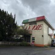 HOTEL LA VOIE(ラボア)(和水町/ラブホテル)の写真『昼の外観』by 無法松
