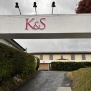 ホテルK&S(全国/ラブホテル)の写真『昼の外観』by 無法松