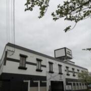 HOTEL CHANCE(全国/ラブホテル)の写真『昼の外観(全景)』by ボブオートン