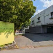 HOTEL Little Prince(全国/ラブホテル)の写真『昼の外観①』by Sparkle