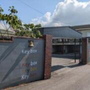 ホテル キーボックス(全国/ラブホテル)の写真『昼の入口』by Sparkle