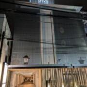 HOTEL SHRE（シャレ）(熊本市/ラブホテル)の写真『夜の外観②』by Sparkle