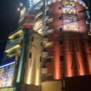 GRASIA ASIAN RESORT渋川(渋川市/ラブホテル)の写真『夜の外観』by まさおJリーグカレーよ