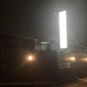 Hotel Bireiz（ビレイズ）(全国/ラブホテル)の写真『夜の外観』by まさおJリーグカレーよ