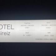 Hotel Bireiz（ビレイズ）(全国/ラブホテル)の写真『夜の外観』by まさおJリーグカレーよ