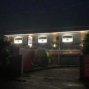 HOTEL JULLIA（ジュリア）伊勢崎店(全国/ラブホテル)の写真『外観（昼）』by YOSA69