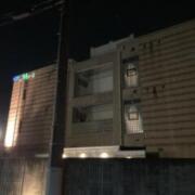 ホテル ミューズ(全国/ラブホテル)の写真『外観（昼）』by YOSA69