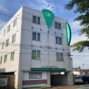 HOTEL Moment（モーメント）(鯖江市/ラブホテル)の写真『昼の外観』by まさおJリーグカレーよ