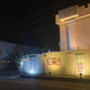 PRESENT HOTEL STYLISH(安八町/ラブホテル)の写真『夜の外観』by まさおJリーグカレーよ