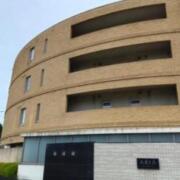 HOTEL ARIA(アリア)千葉幕張店(千葉市花見川区/ラブホテル)の写真『昼の外観①(R7,9)』by キジ