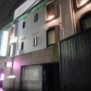 HOTEL LEHUA（レフア）(世田谷区/ラブホテル)の写真『外観（夜景）①』by バス男