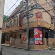 ホテル ロータス 横浜店(横浜市中区/ラブホテル)の写真『昼の外観』by あらび