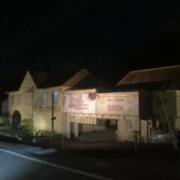 LOVERS SPACE(彦根市/ラブホテル)の写真『夜の外観』by まさおJリーグカレーよ