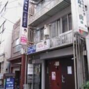 御徒町レンタルルーム(全国/ラブホテル)の写真『昼の外観②』by マーケンワン
