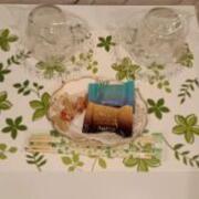 HOTEL LINDO（ホテル リンド）(堺市堺区/ラブホテル)の写真『206号室。冷蔵庫うえのコップとお菓子』by 航平