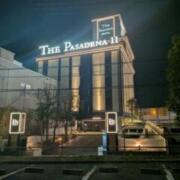 HOTEL THE PASADENA11 船橋 (パサディナイレブンフナバシ)(船橋市/ラブホテル)の写真『夜の外観』by あらび